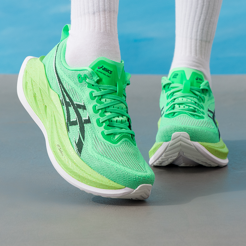 Asics Men's and Women's Sports - مراجعة Table Tennis Shoes Asics وسعره